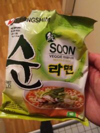 Soon Veggie Ramyun Noodle Soup (Nongshim)