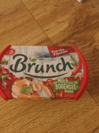 Brunch Frischkäse Paprika Peperoni